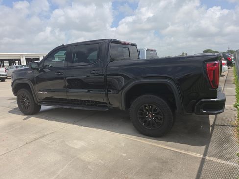 Used 2023 GMC Sierra 1500 AT4X AWD/4WD image 2
