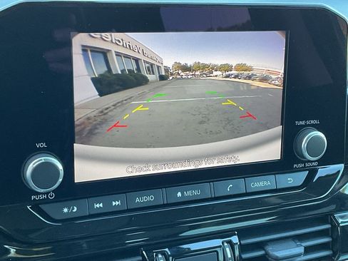 New 2025 Nissan Pathfinder SV image 30