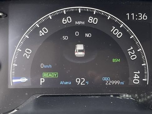 Used 2025 Toyota RAV4 XLE w/ Convenience Package AWD/4WD image 15