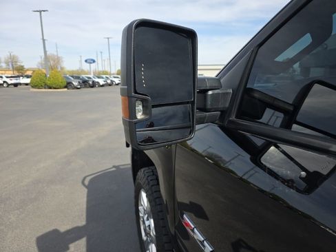 Used 2019 Chevrolet Silverado 2500 LTZ w/ Duramax Plus Package image 14