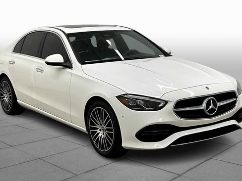 Used 2025 Mercedes-Benz C 300 Sedan image 2