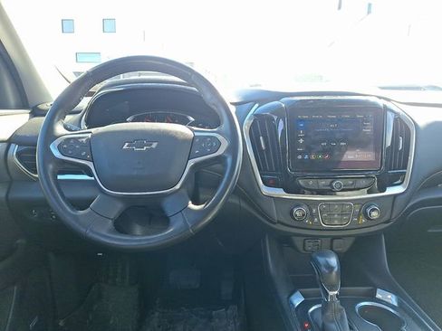 Used 2021 Chevrolet Traverse RS image 13