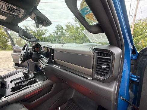 Certified 2024 Chevrolet Silverado 1500 ZR2 AWD/4WD image 29