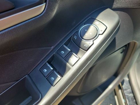 Used 2022 Ford Escape SE w/ SE Sport Appearance Package FWD image 14