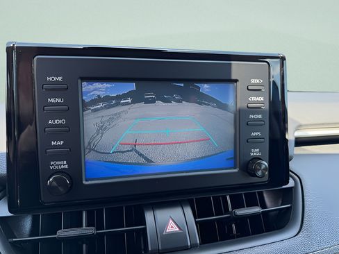 Used 2019 Toyota RAV4 LE w/ All Weather Liner Package AWD/4WD image 8