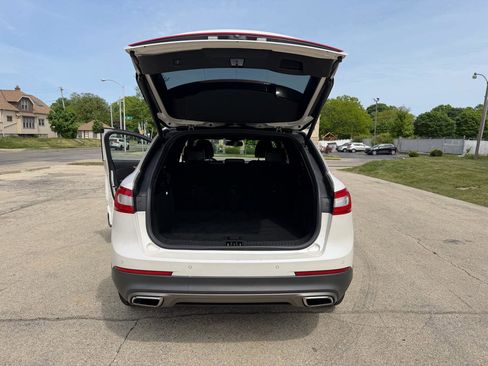 Used 2016 Lincoln MKX Reserve w/ Climate Package AWD/4WD image 8