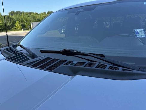 Used 2021 Ford F150 Lariat w/ FX4 Off-Road Package AWD/4WD image 28