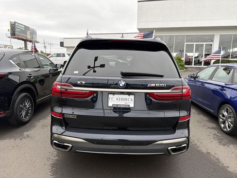 Used 2022 BMW X7 M50i w/ Cold Weather Package image 5