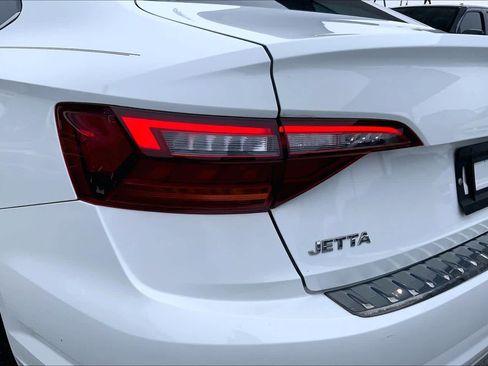 Used 2019 Volkswagen Jetta SEL image 26