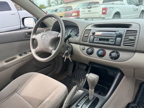 Used 2003 Toyota Camry LE FWD image 3