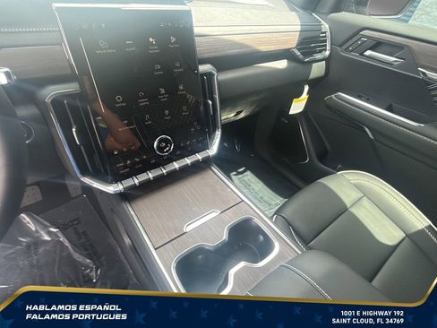 New 2026 GMC Acadia Denali w/ Super Cruise Package FWD image 22