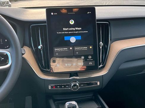 New 2026 Volvo XC60 B5 Plus w/ Protection Package Premier image 8