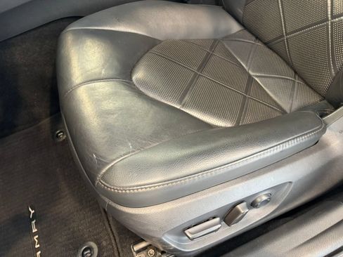 Used 2018 Toyota Camry XLE w/ Audio Package FWD image 14