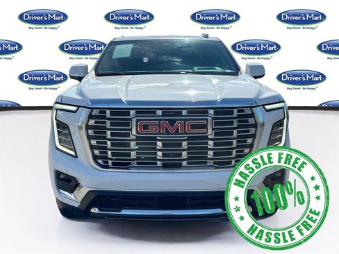 Used 2025 GMC Yukon Denali RWD image 2