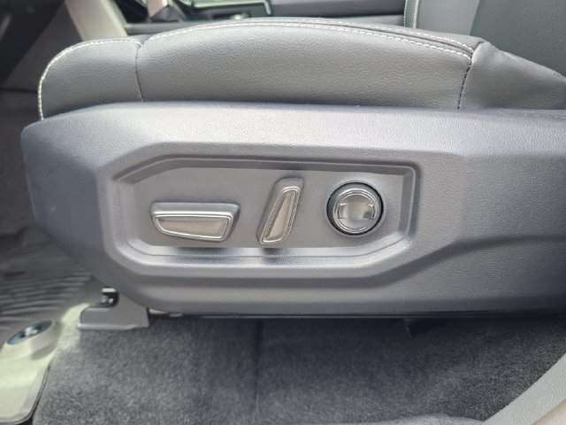 Used 2026 Toyota Tundra Limited w/ Nightshade Package AWD/4WD image 19