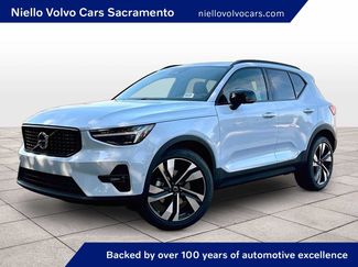 New 2026 Volvo XC40 B5 Plus w/ Climate Package AWD/4WD video 1