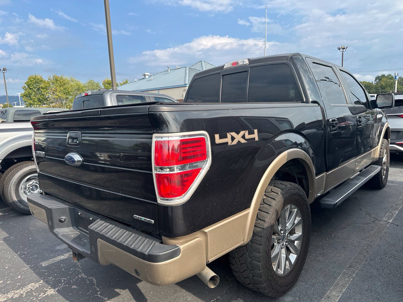 Used 2014 Ford F150 Lariat w/ Equipment Group 501A Mid AWD/4WD image 3