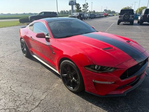 Used 2018 Ford Mustang GT w/ Black Accent Package RWD image 8