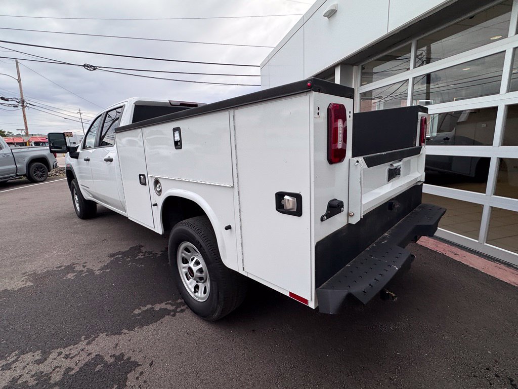 Used 2024 GMC Sierra 3500 Pro w/ Convenience Package AWD/4WD image 3