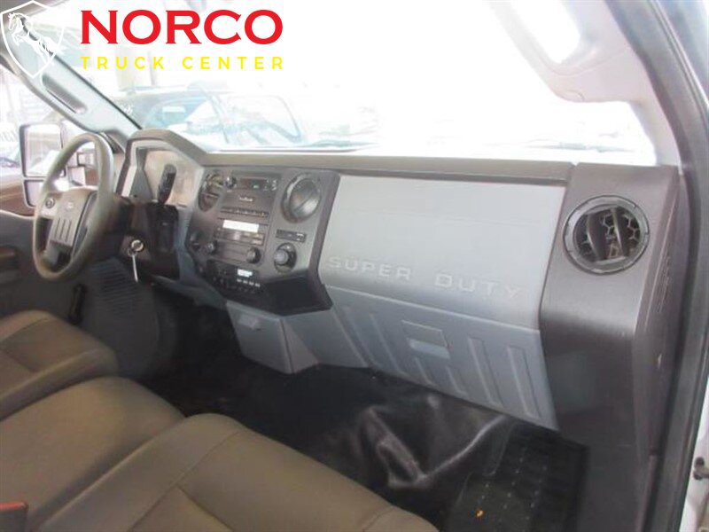 Used 2011 Ford F450 XL w/ XL Decor Group RWD image 14