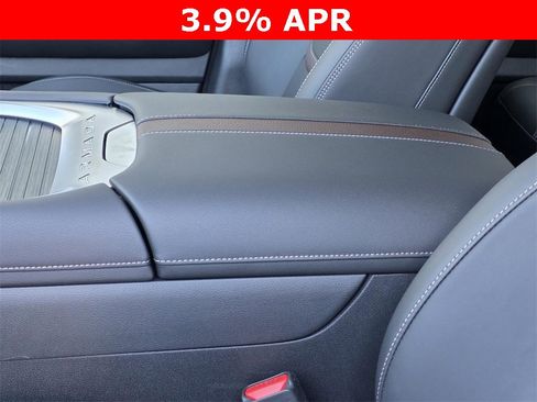 New 2026 Nissan Armada SL w/ Captain's Chari Seat Package image 8