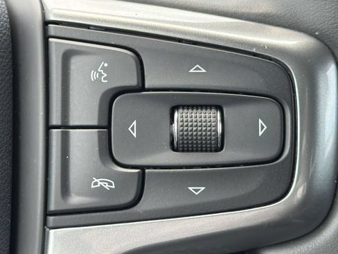 Used 2025 Chevrolet Silverado 1500 LT RWD image 26