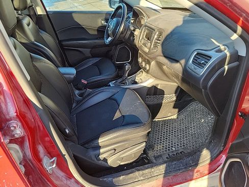 Used 2017 Jeep Compass Latitude w/ Cold Weather Group image 13