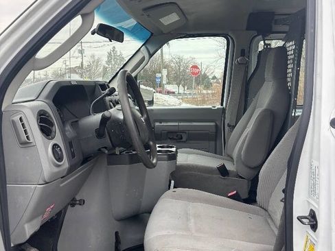 Used 2012 Ford E-250 and Econoline 250 w/ PWR Group image 11