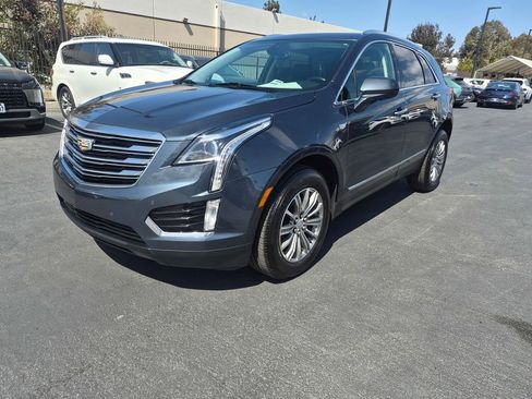 Used 2019 Cadillac XT5 Luxury FWD image 2