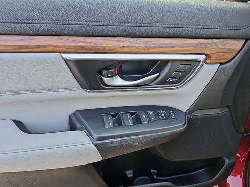 Used 2022 Honda CR-V Touring image 13