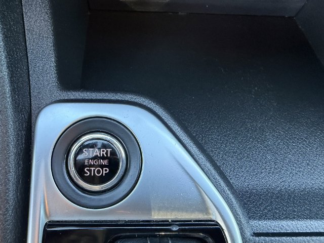 Used 2024 Nissan Sentra SV FWD image 25
