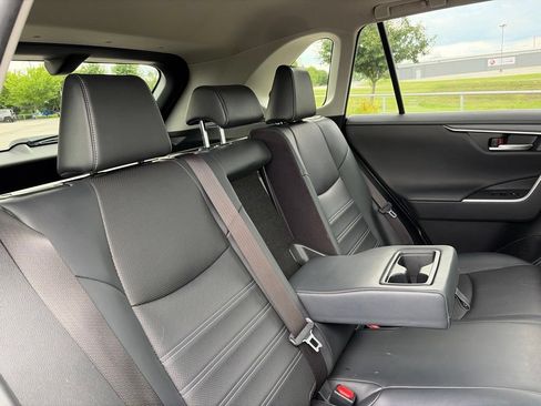 Used 2020 Toyota RAV4 Limited w/ Limited Grade Weather Package AWD/4WD image 37
