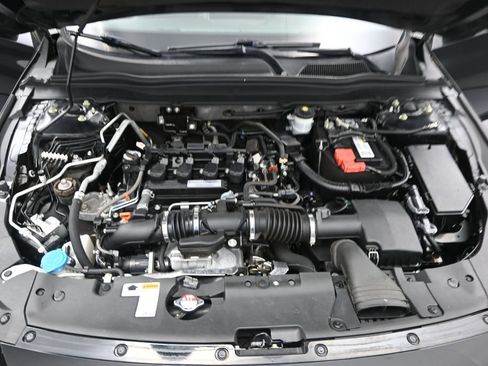 Used 2019 Honda Accord Sport image 12