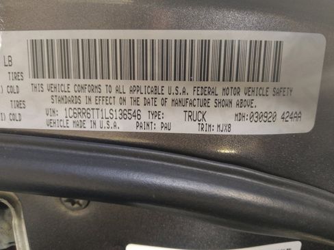 Used 2020 RAM 1500 Classic SLT w/ Luxury Group image 33