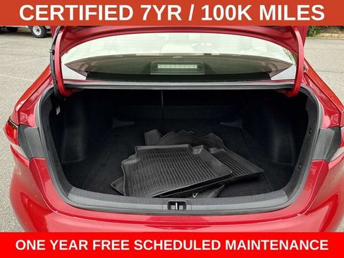 Used 2021 Toyota Corolla LE FWD image 12