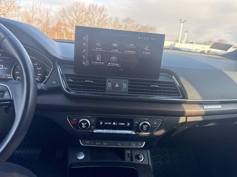Used 2023 Audi Q5 2.0T Premium w/ Convenience Package AWD/4WD image 24