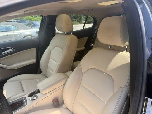Used 2019 Mercedes-Benz GLA 250 image 15