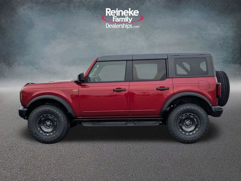 New 2025 Ford Bronco Badlands w/ Sasquatch Package AWD/4WD image 9