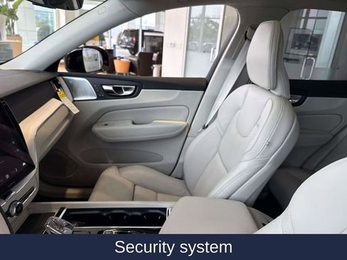 New 2026 Volvo XC60 T8 Ultra image 20