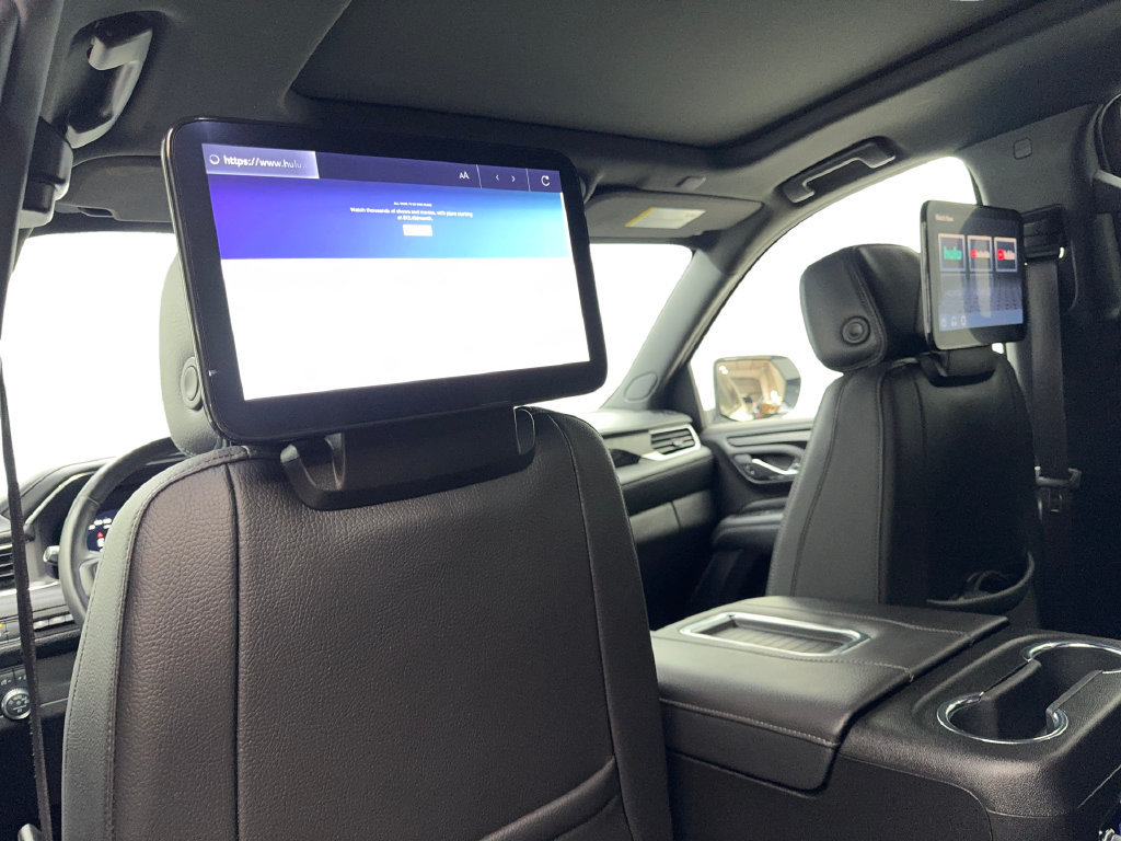 Used 2024 GMC Yukon Denali RWD image 39