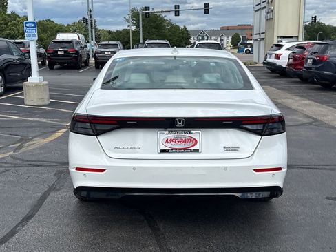 Certified 2023 Honda Accord Touring image 10