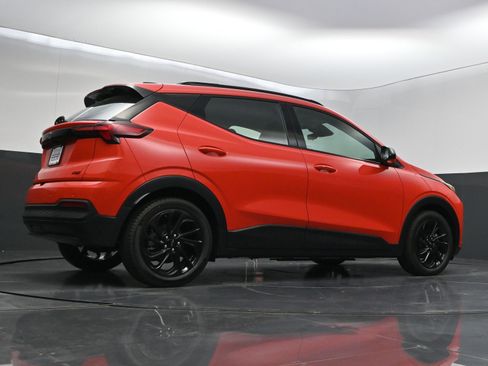 New 2027 Chevrolet Bolt RS w/ Technology Package FWD image 43