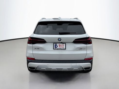 Used 2025 BMW X5 xDrive40i w/ Parking Assistance Package image 6