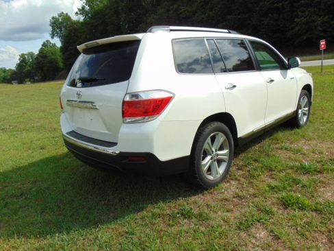 Used 2013 Toyota Highlander Limited FWD image 40