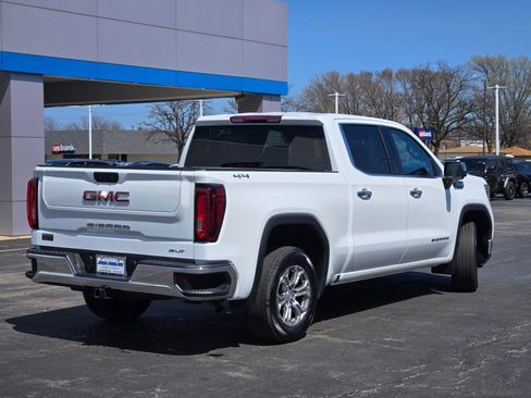 Used 2024 GMC Sierra 1500 SLT image 11