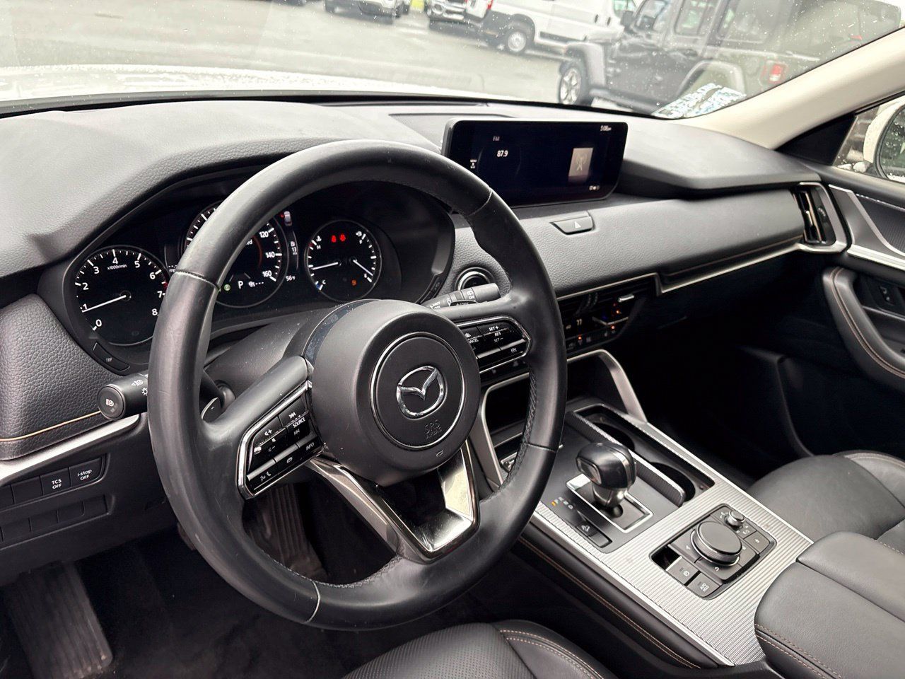 Used 2024 MAZDA CX-90 3.3 Turbo w/ Preferred Plus AWD/4WD image 4