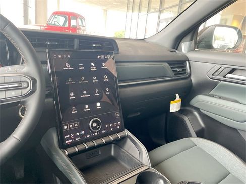 New 2026 GMC Terrain AT4 w/ Convenience Package III image 36