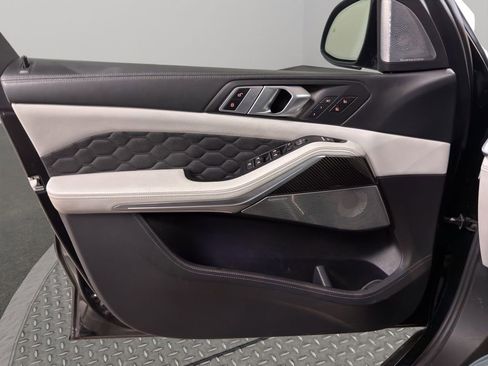 Used 2021 BMW X5 M w/ Competition Package image 12