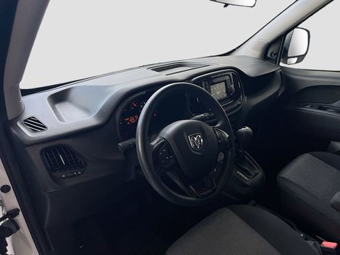 Used 2022 RAM ProMaster City Tradesman image 9