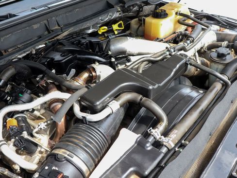 Used 2015 Ford F250 XLT w/ XLT Value Package image 13